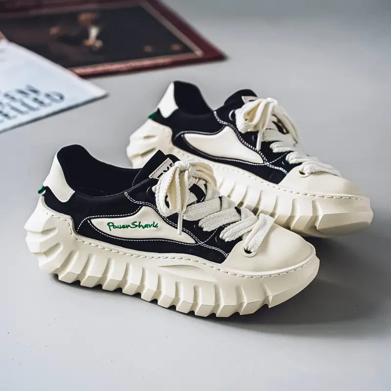 Men’s Stylish White & Black Platform Sneakers – Chunky Sole, Breathable Fabric Upper, Lace-Up Low-Top Design