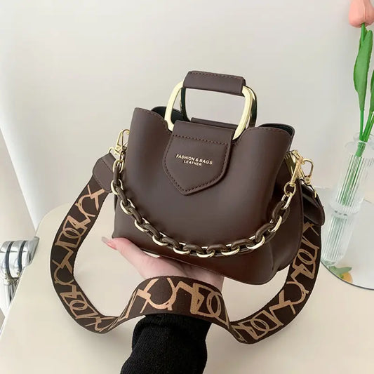 Women’s Convertible Crossbody Clutch – Elegant PU Shoulder Bag with Golden-Tone Hardware, Chain-Link Strap & Buckle Closure for Everyday & Formal Wear