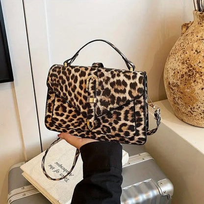 Vintage Leopard Print Crossbody Bag – Adjustable Strap, Golden Hardware, Canvas Material