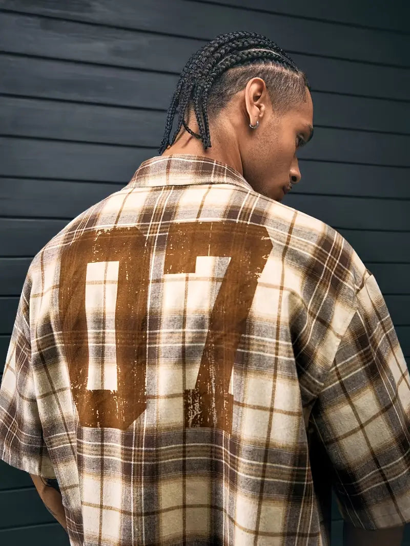 Men's Casual Short Sleeve Striped Print Shirt Loose Fit Button-Up Plaid and Solid Color Splice Design Khaki