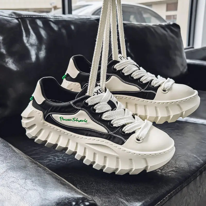 Men’s Stylish White & Black Platform Sneakers – Chunky Sole, Breathable Fabric Upper, Lace-Up Low-Top Design