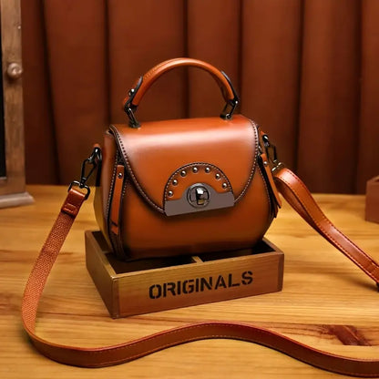 Women’s Retro Apple-Shaped Crossbody Bag – Soft Synthetic Leather, Black with Golden-Tone Hardware, Adjustable Strap & Zipper Closure