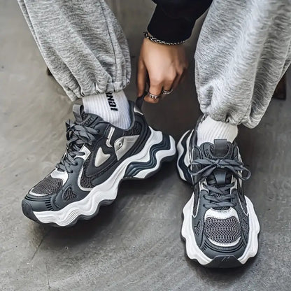 Men’s Retro Running Sneakers – Geometric Wave Sole, Breathable Mesh Upper