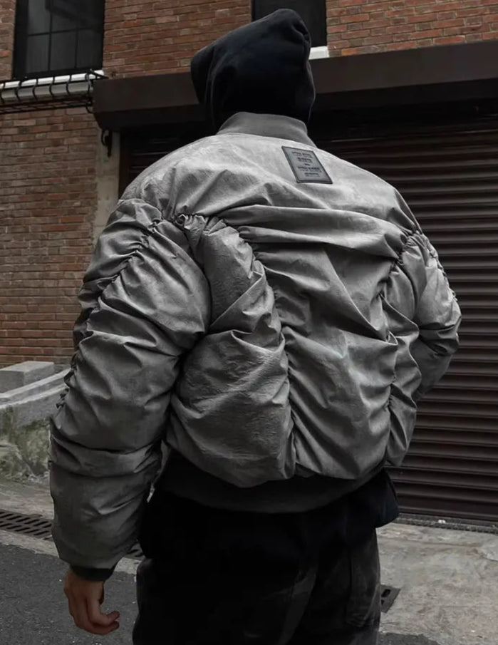 Men's Wasteland Style Bomber Jacket Heavy-Duty Multi-Pocket Flight Coat Padded Loose Fit for Cold Weather