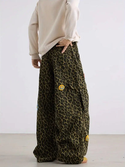 Men’s Leopard Print Wide-Leg Jeans – Washed Faux Denim with Fringe Hem & Zipper Closure, Retro Style