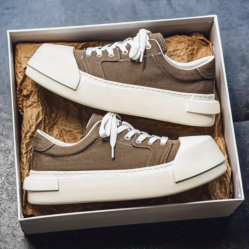 Unisex Low-Top Canvas Sneakers with Lace-Up Closure Cushioned Rubber Sole Black White Minimalist Design