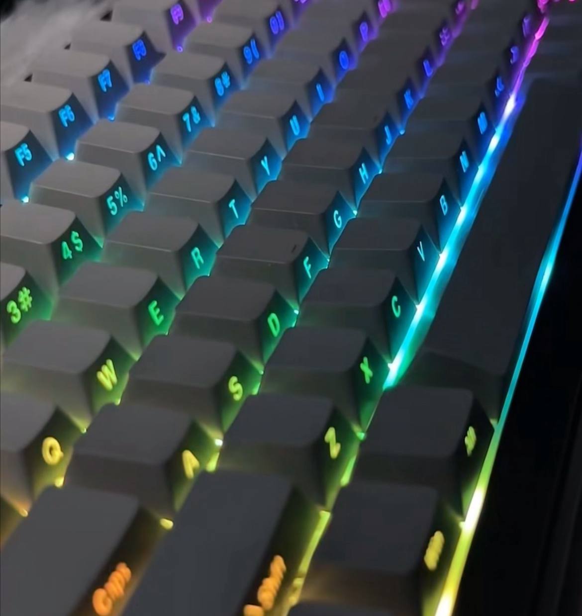 AK820 MAX Magnetic Mechanical Keyboard with RGB Lighting, Wired Full-Key Hot-Swappable PC Board